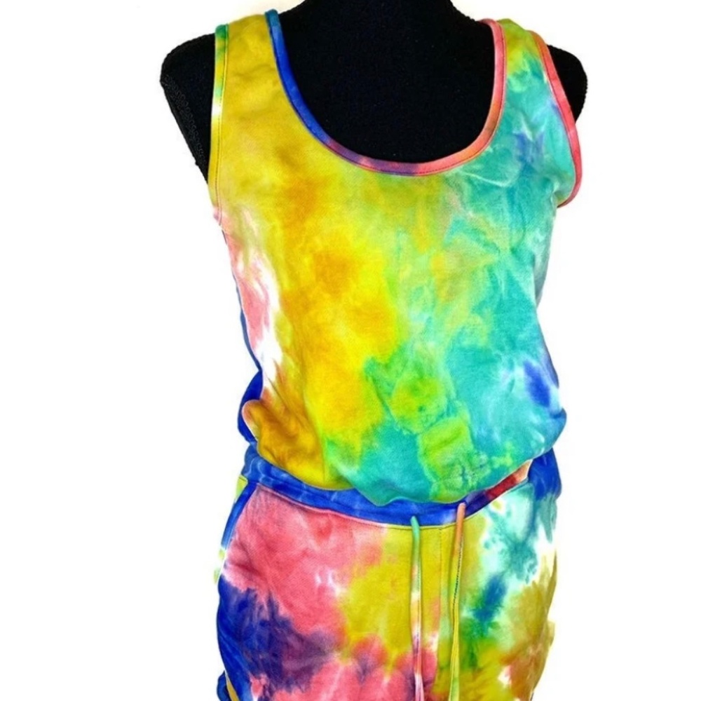 NWT Stilettos Tiedye Juniors romper with pocket and drawstring waist Size small